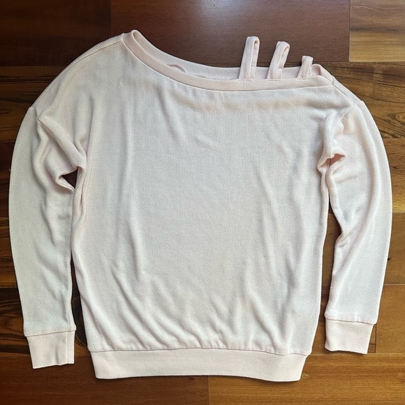 Aeropostale Strappy-Shoulder Top - Picture 3 of 7